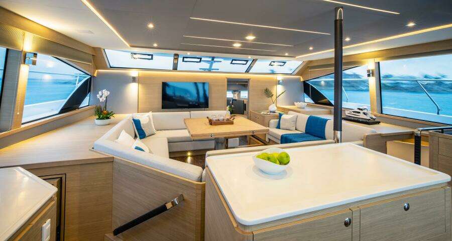 2024 Aquila 54 Yacht