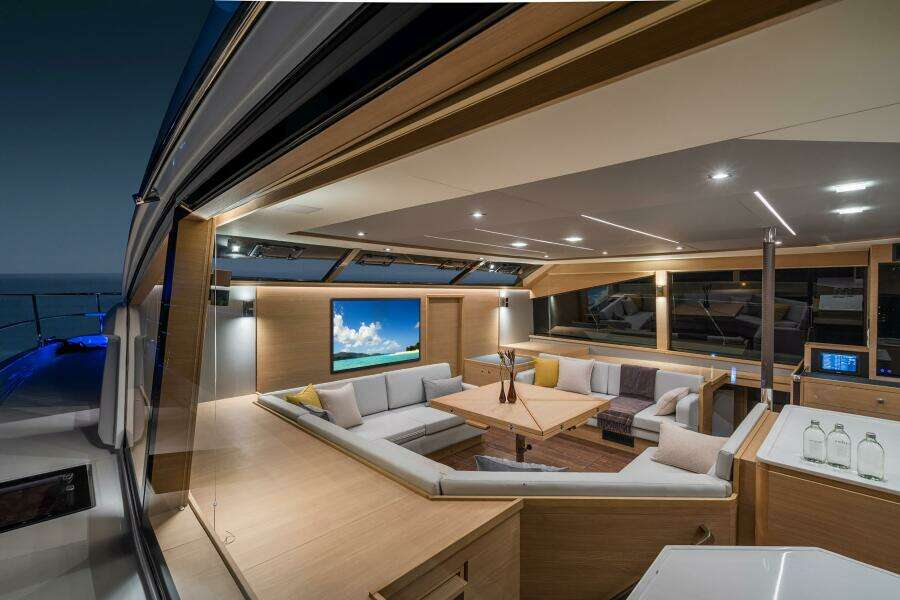 2024 Aquila 54 Yacht