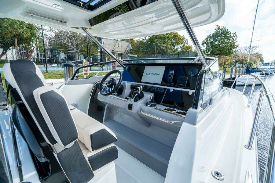 2024 Jeanneau Leader 10.5 WA S2