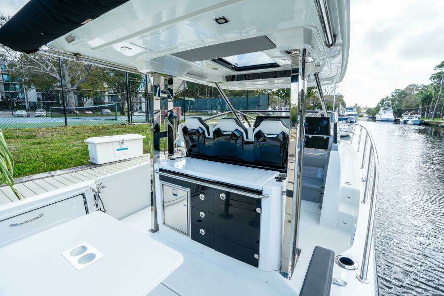 2024 Jeanneau Leader 10.5 WA S2