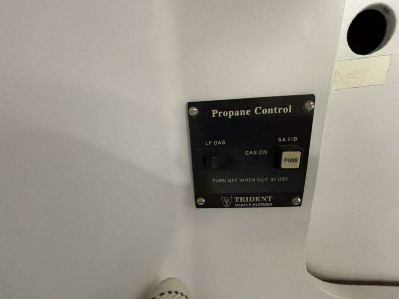 1995 Concordia Tripp 47