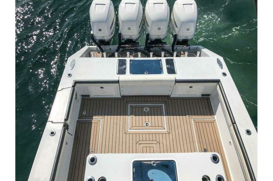 Metal Shark 42 - Pretty Work -