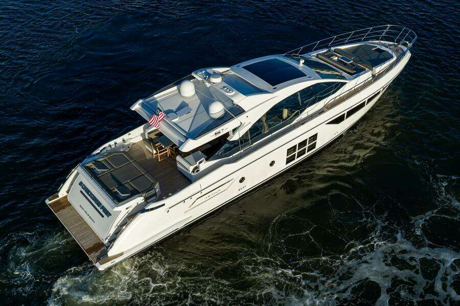 2019 Azimut S7