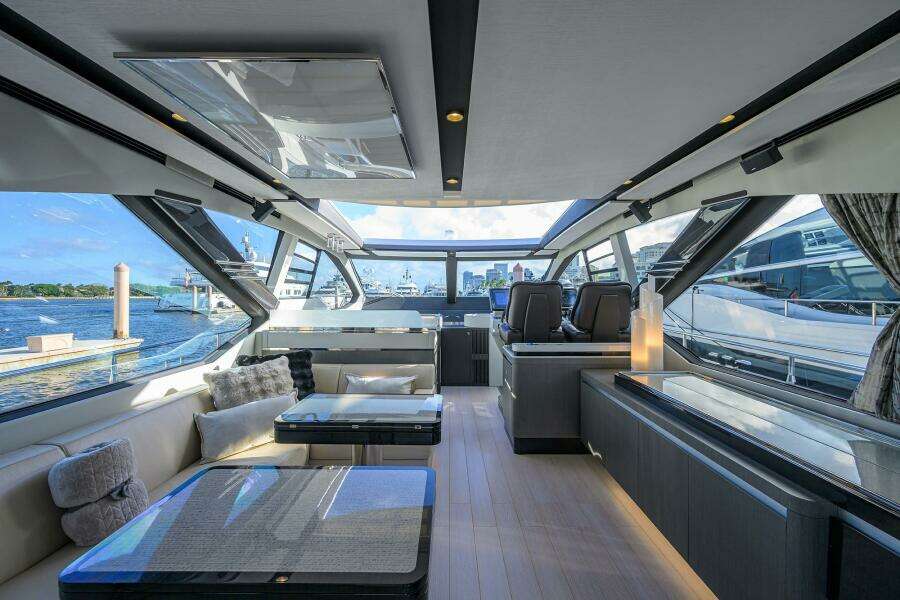 2019 Azimut S7