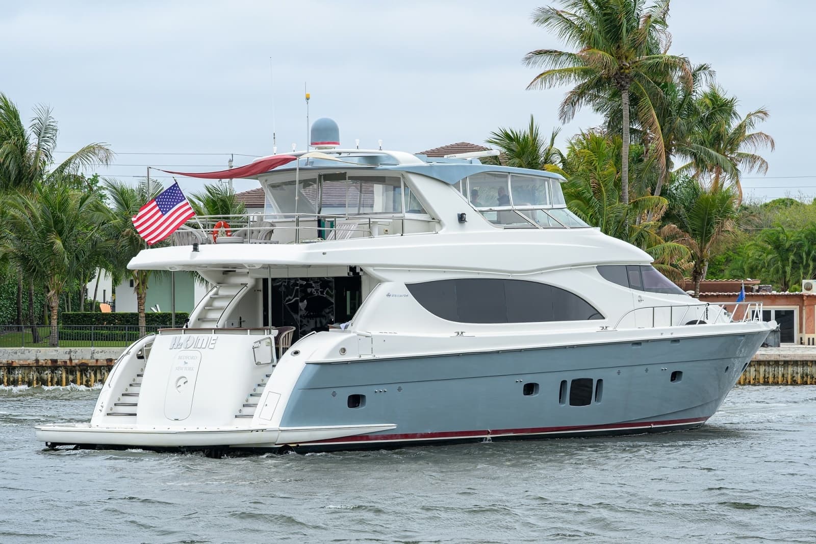 2013 Hatteras 80 Motor Yacht