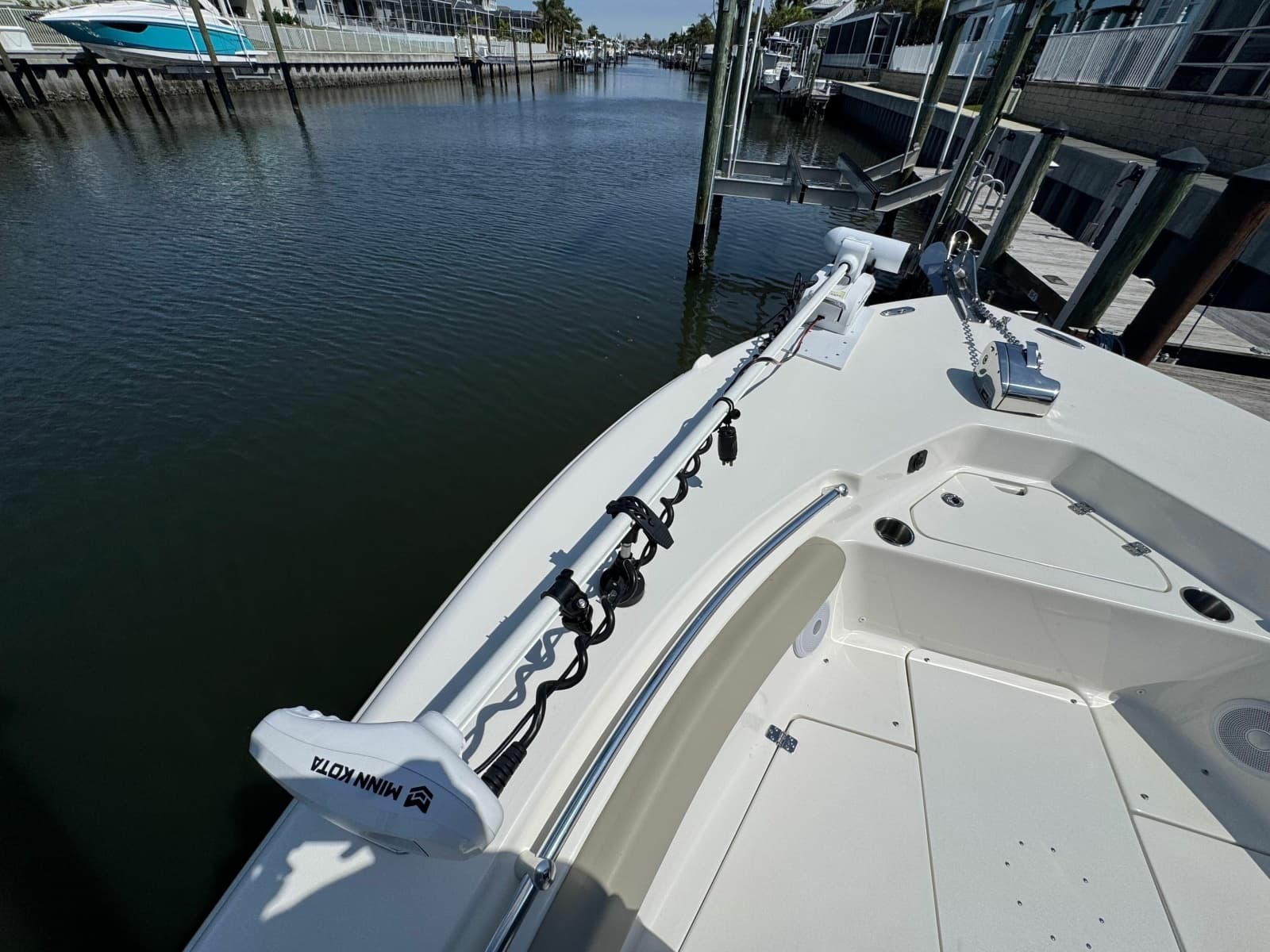 2022 Key West 244 Center Console