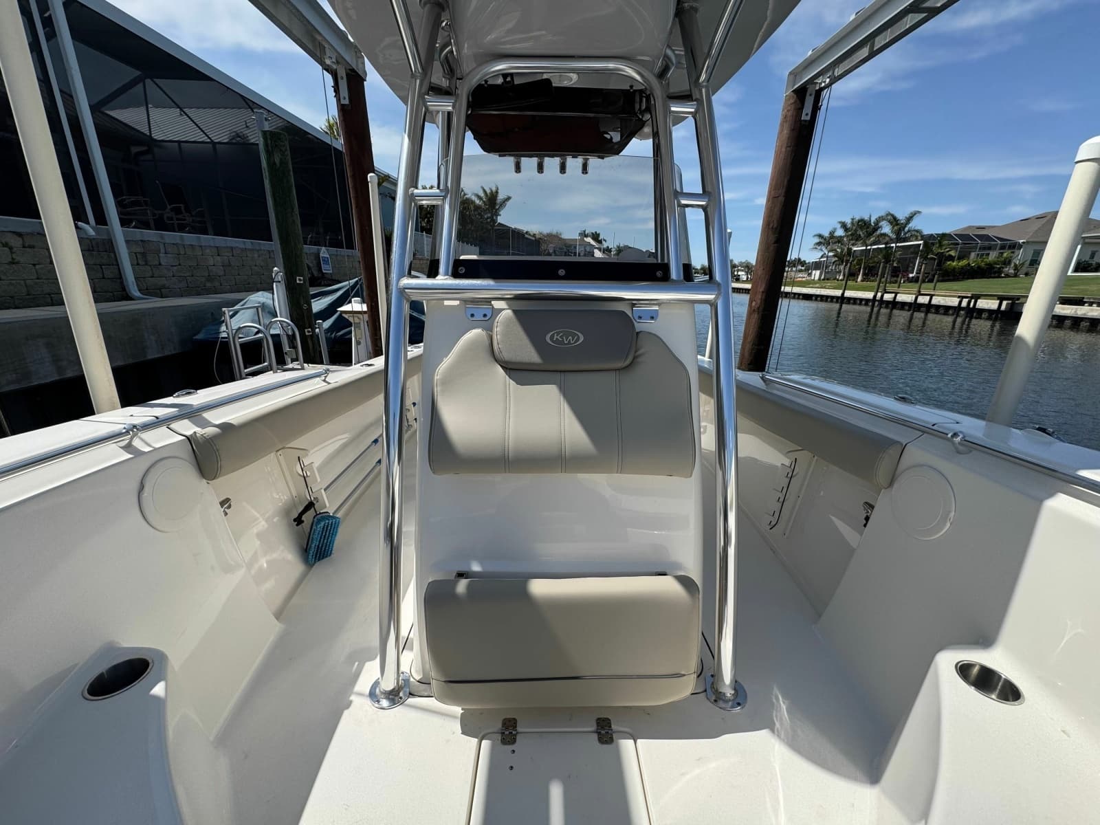 2022 Key West 244 Center Console