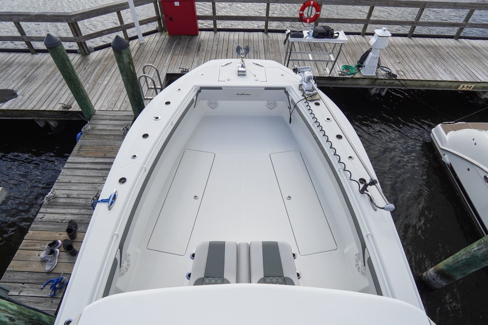 2022 Sea Hunter 41 CTS