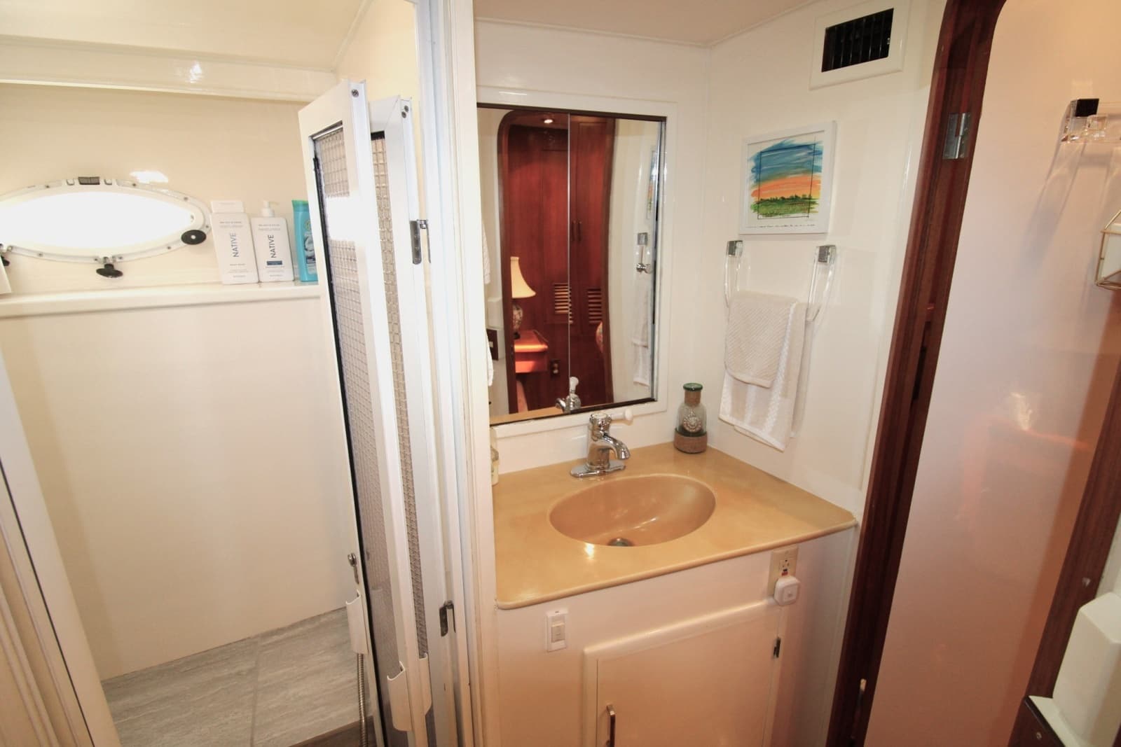 1995 Jefferson 52 Rivanna Cockpit MY