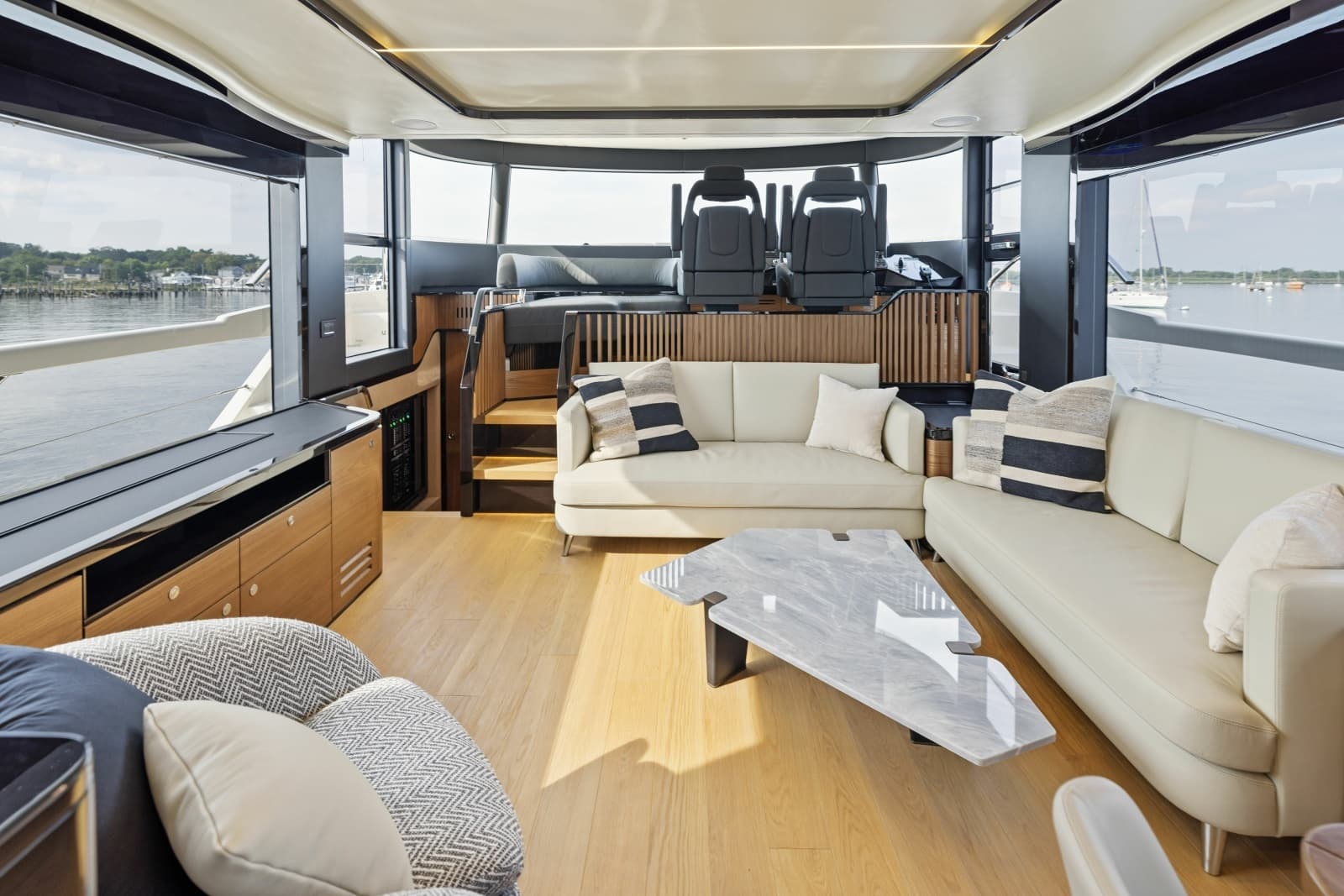 2024 Absolute Navetta 64