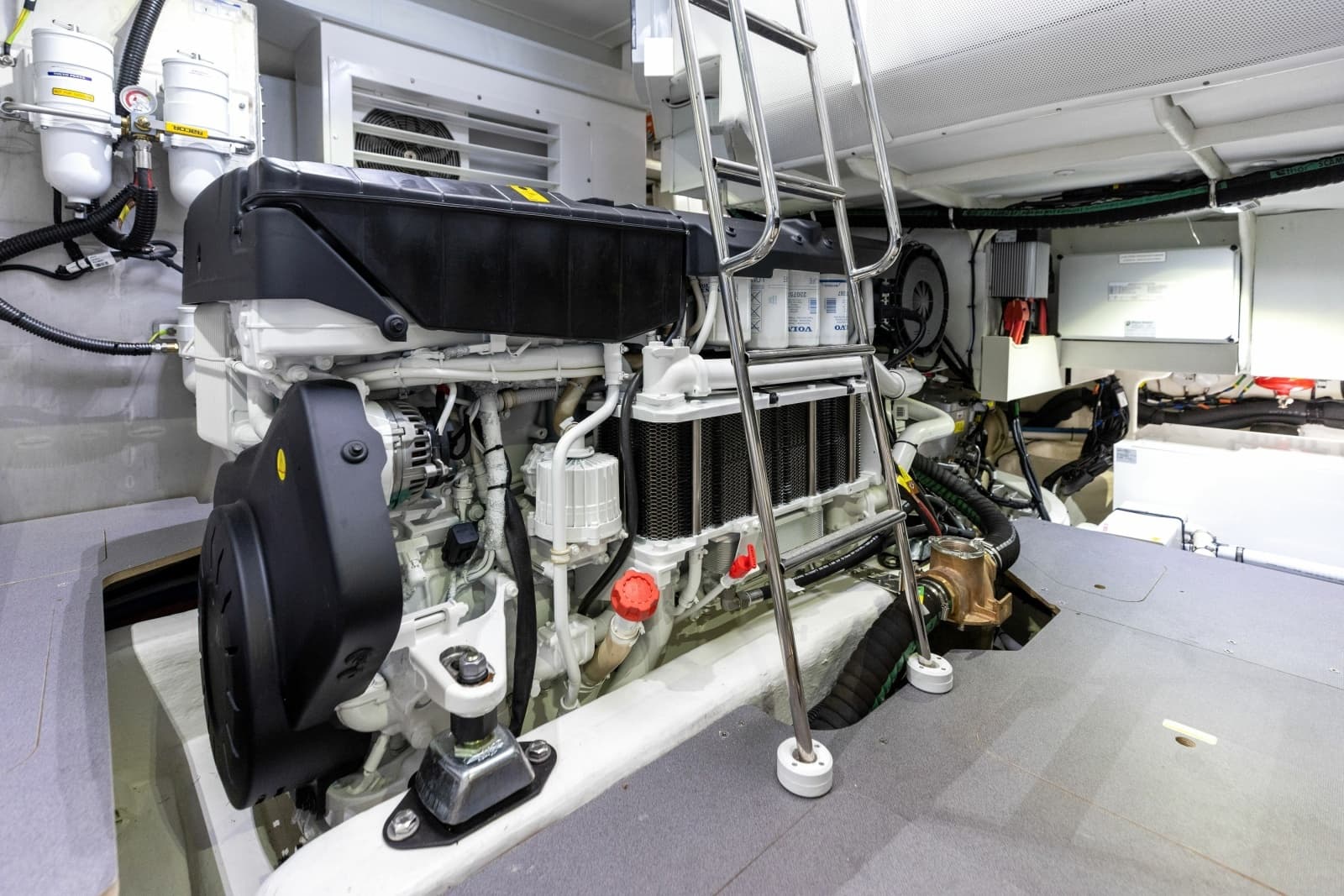 2024 Absolute Navetta 64