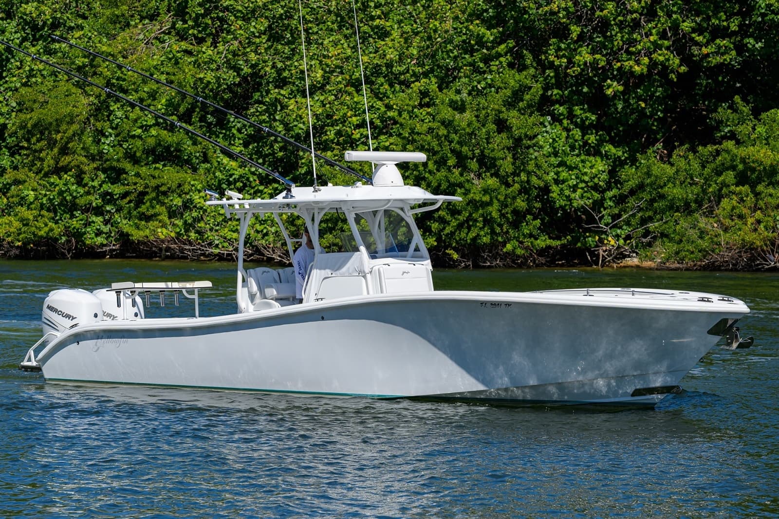 2023 Yellowfin 34 Offshore