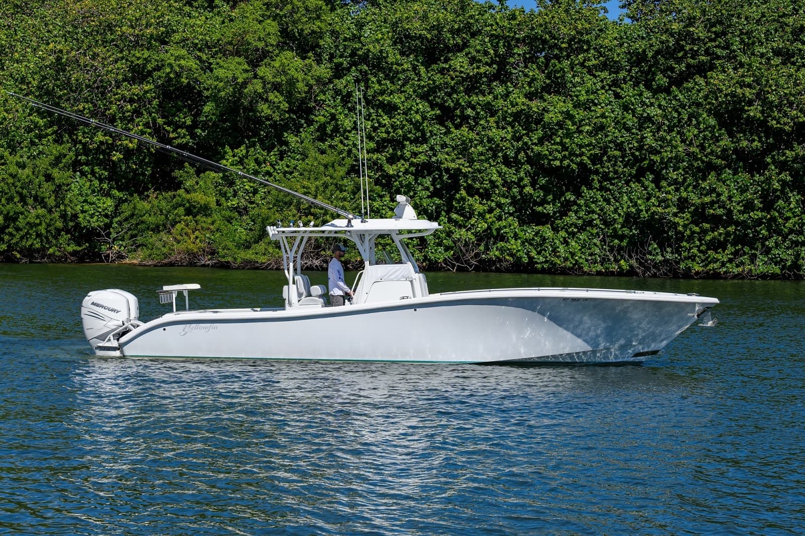 2023 Yellowfin 34 Offshore