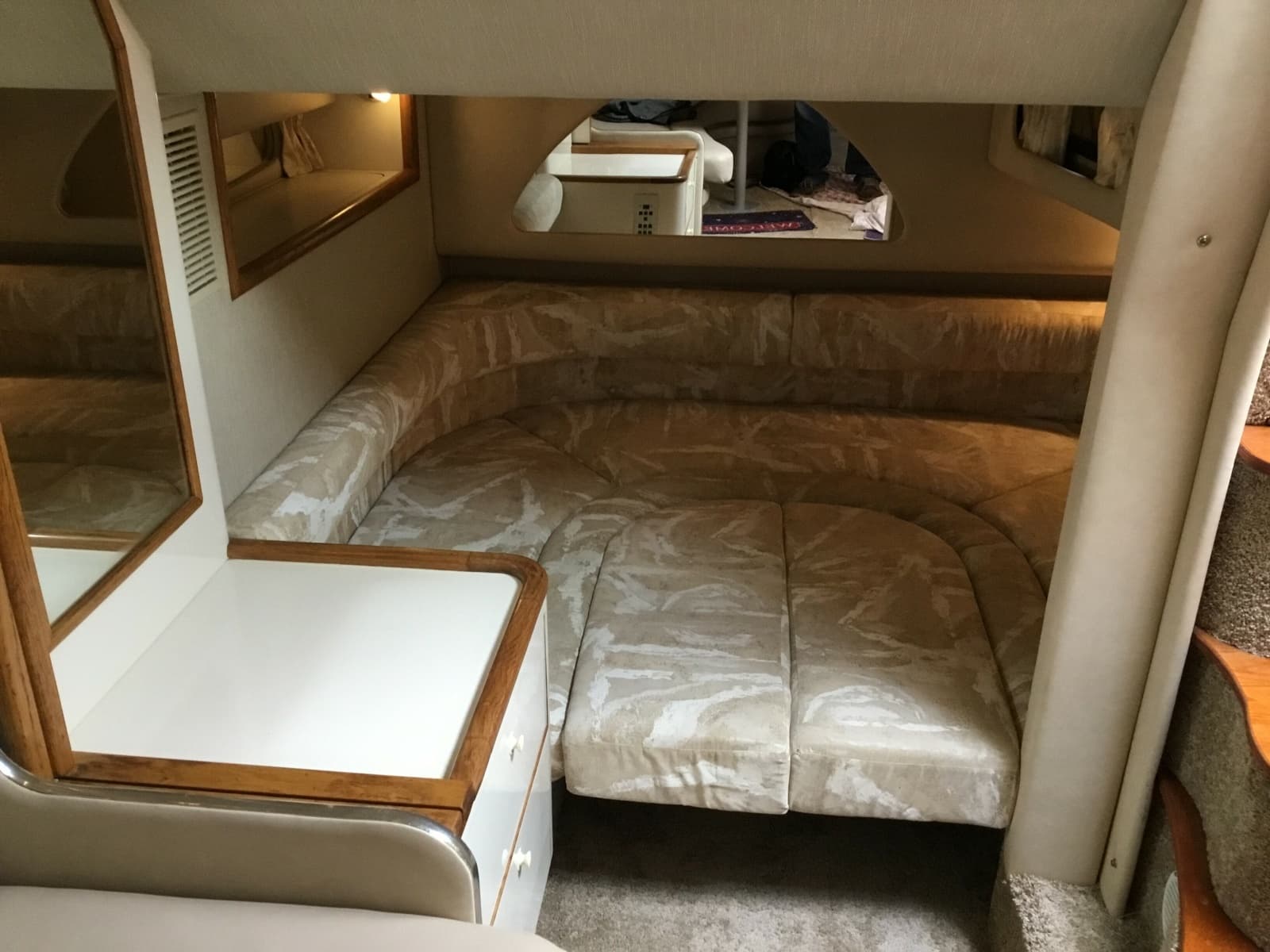1995 Sea Ray Sun Dancer 370