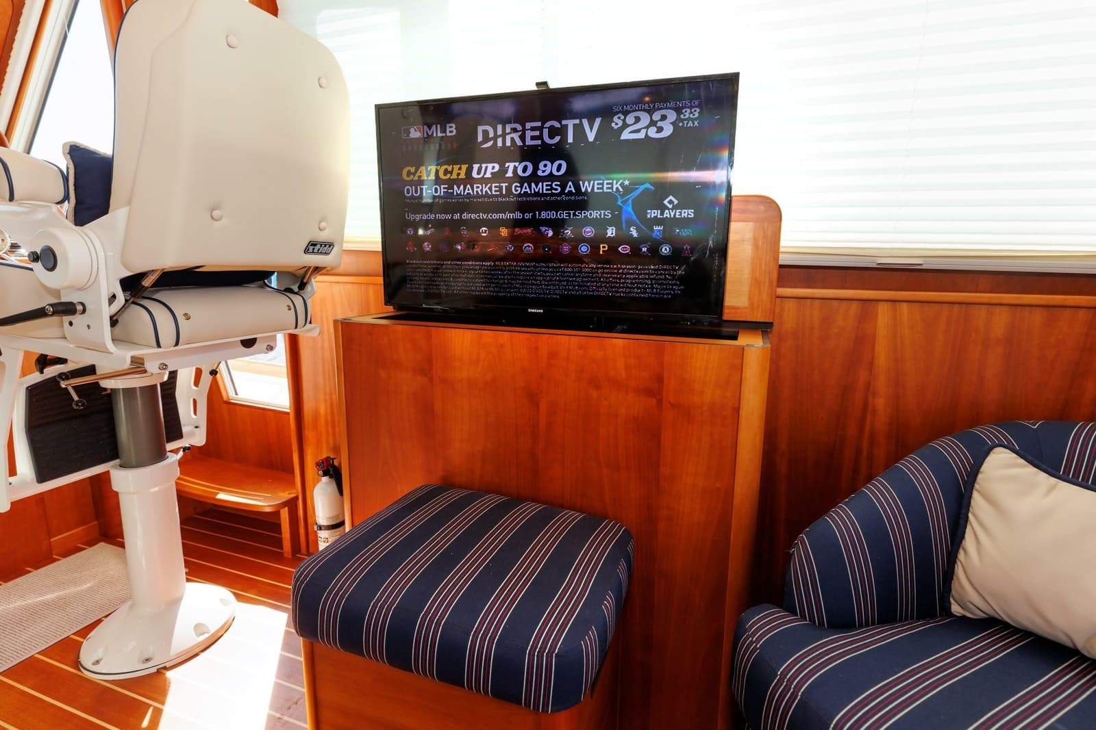 2016 Sabre 42 Fly Bridge Sedan