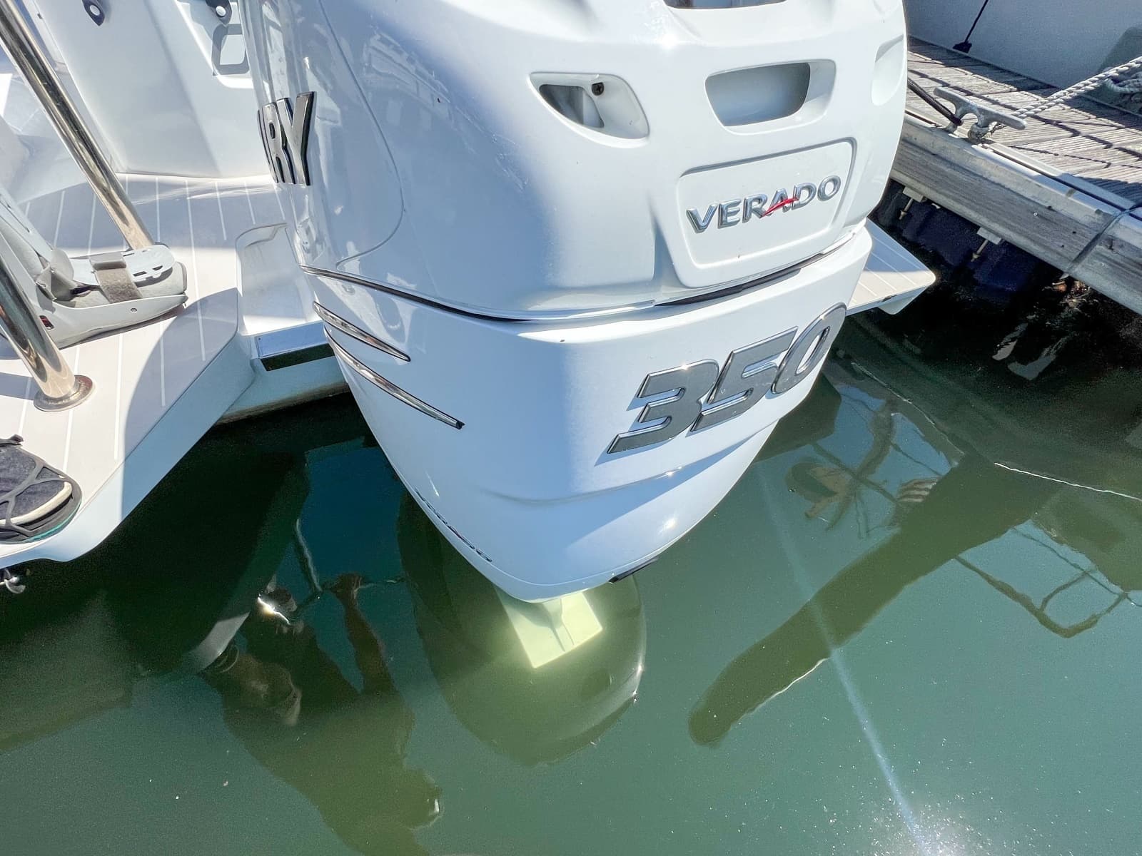 2020 Axopar 28 Cabin