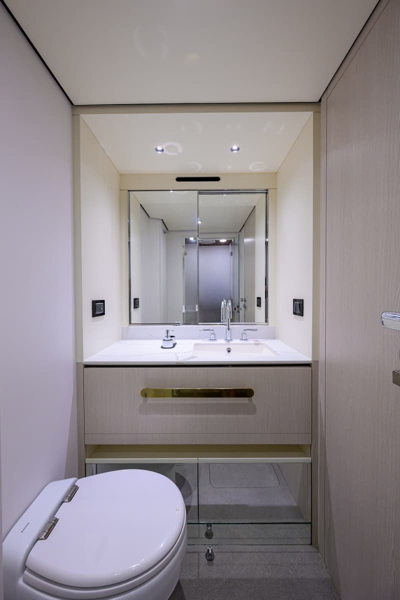 Azimut 78 - DT78 - Guest Head