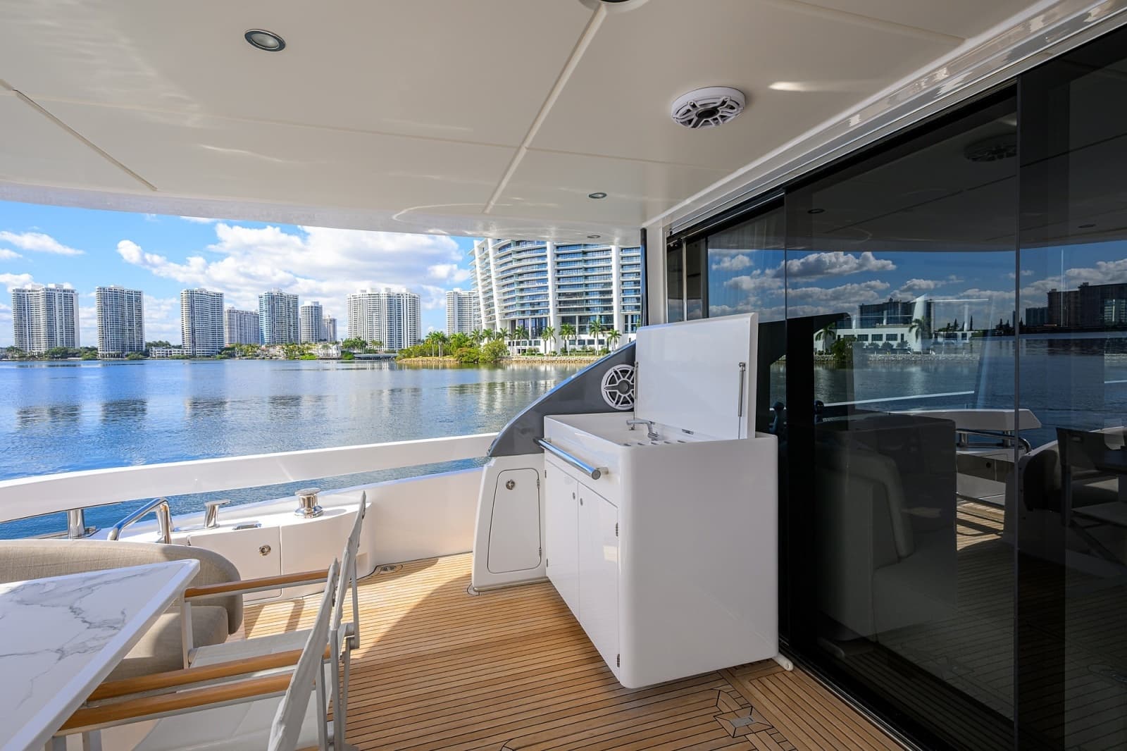 Azimut 78 - DT78 - Aft Deck