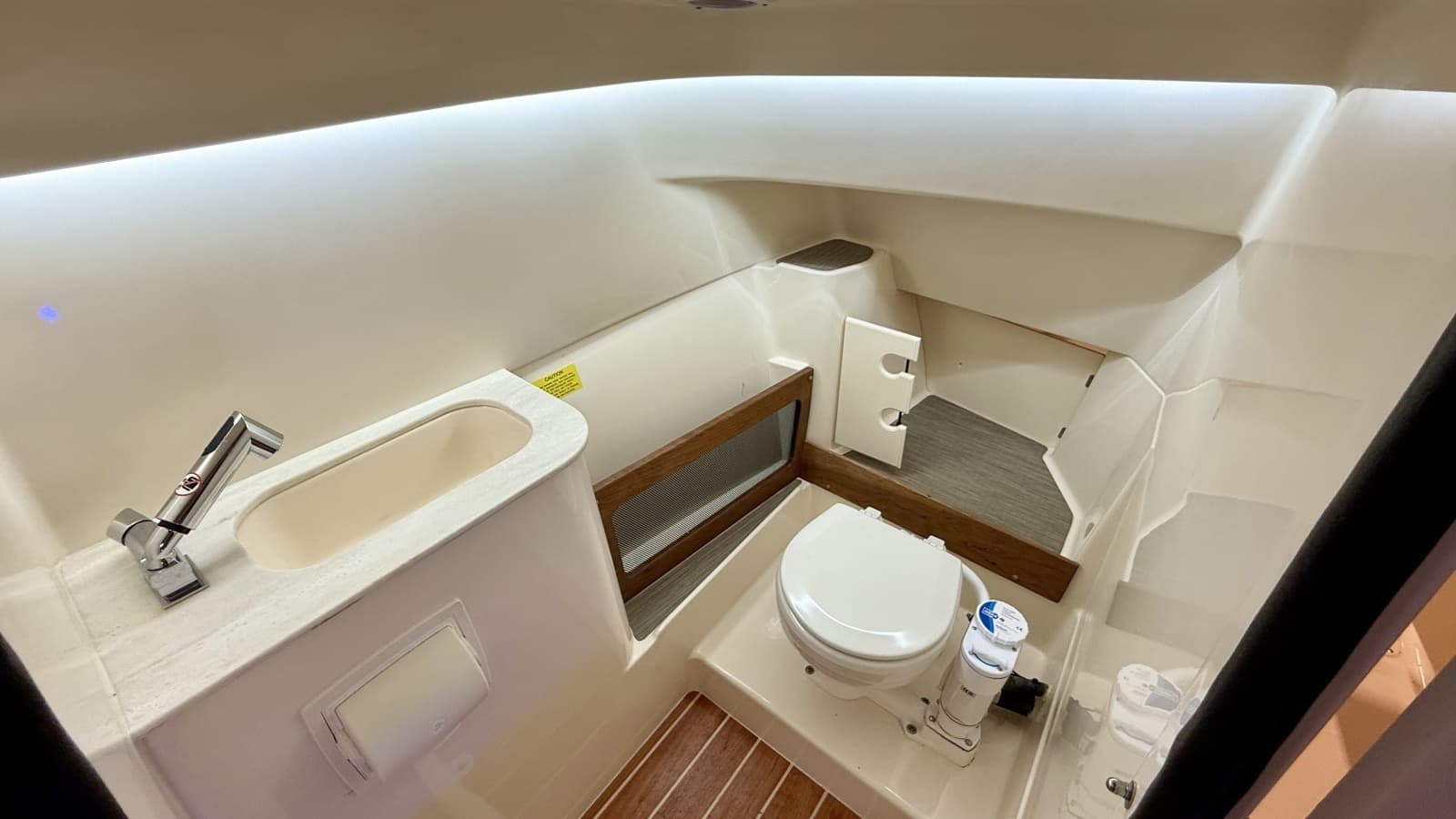 2023 Grady-White Freedom 285