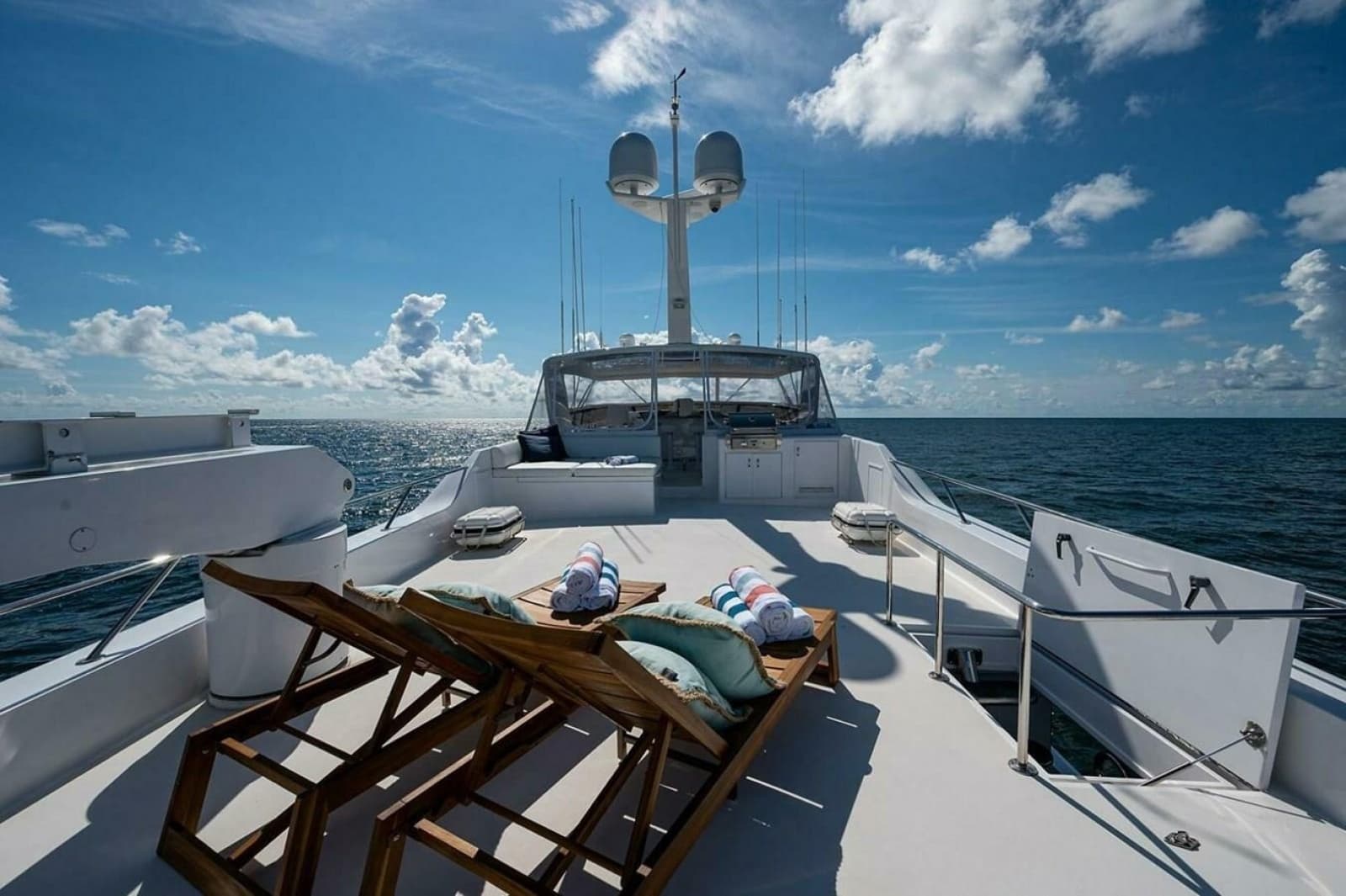 2003 Hatteras 100 Raised Pilothouse