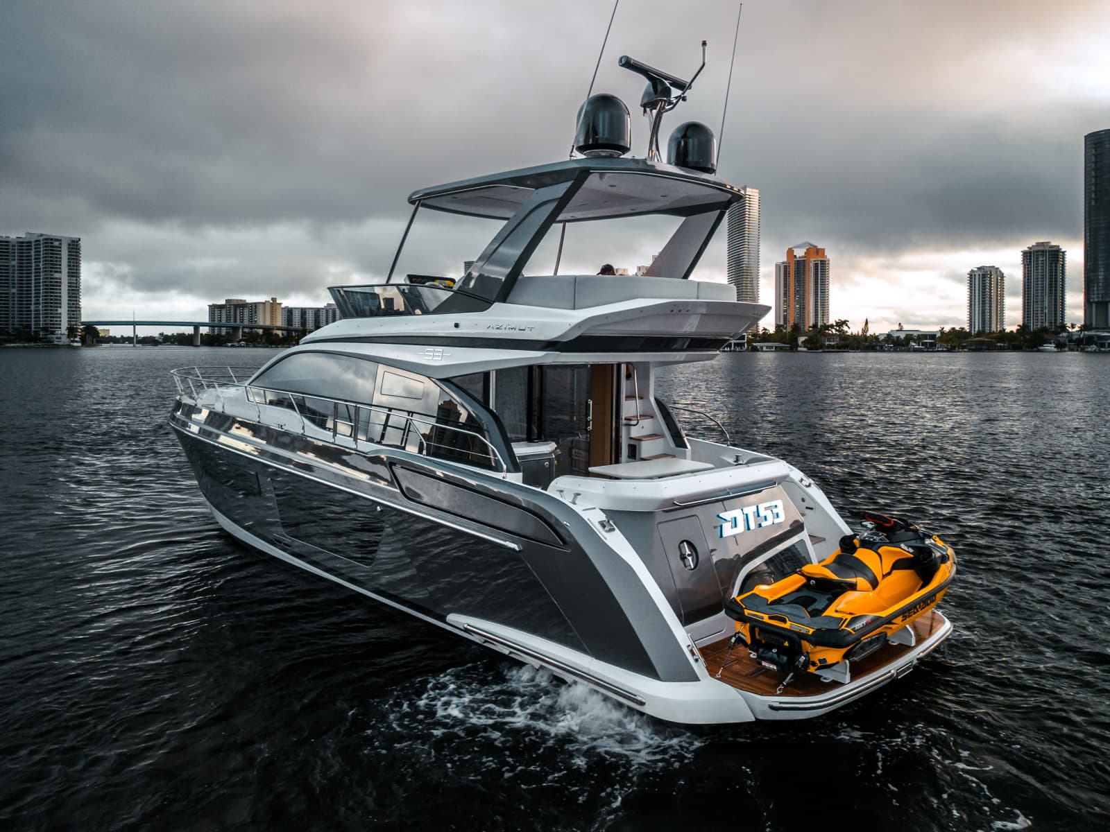 2023 Azimut 53 FLY
