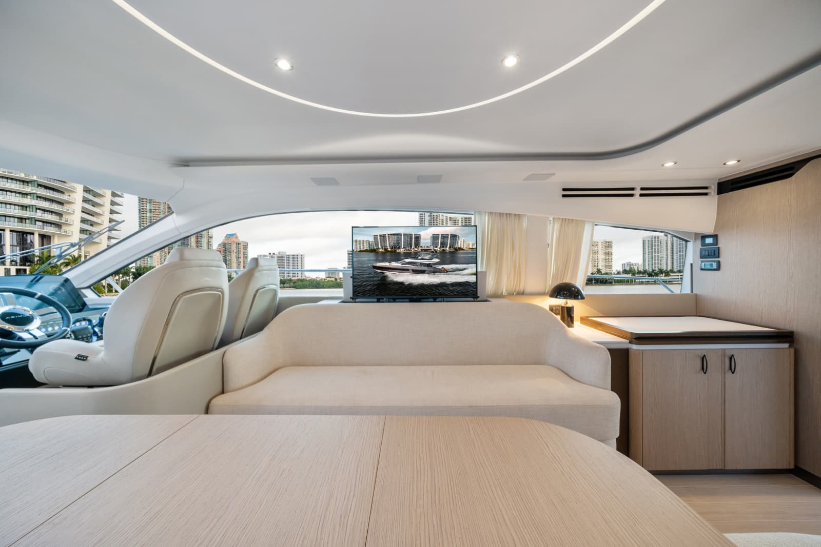 2023 Azimut 53 FLY