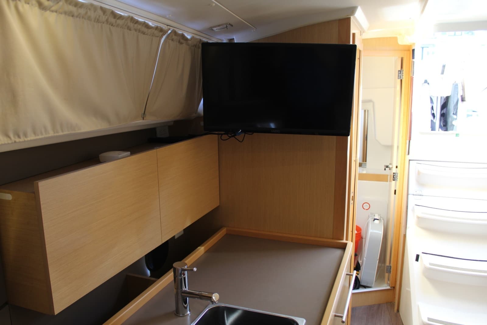 2016 Beneteau 35 Oceanis