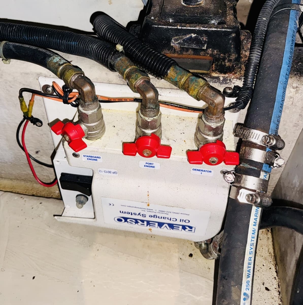 2004 Sea Ray 390 Motor Yacht