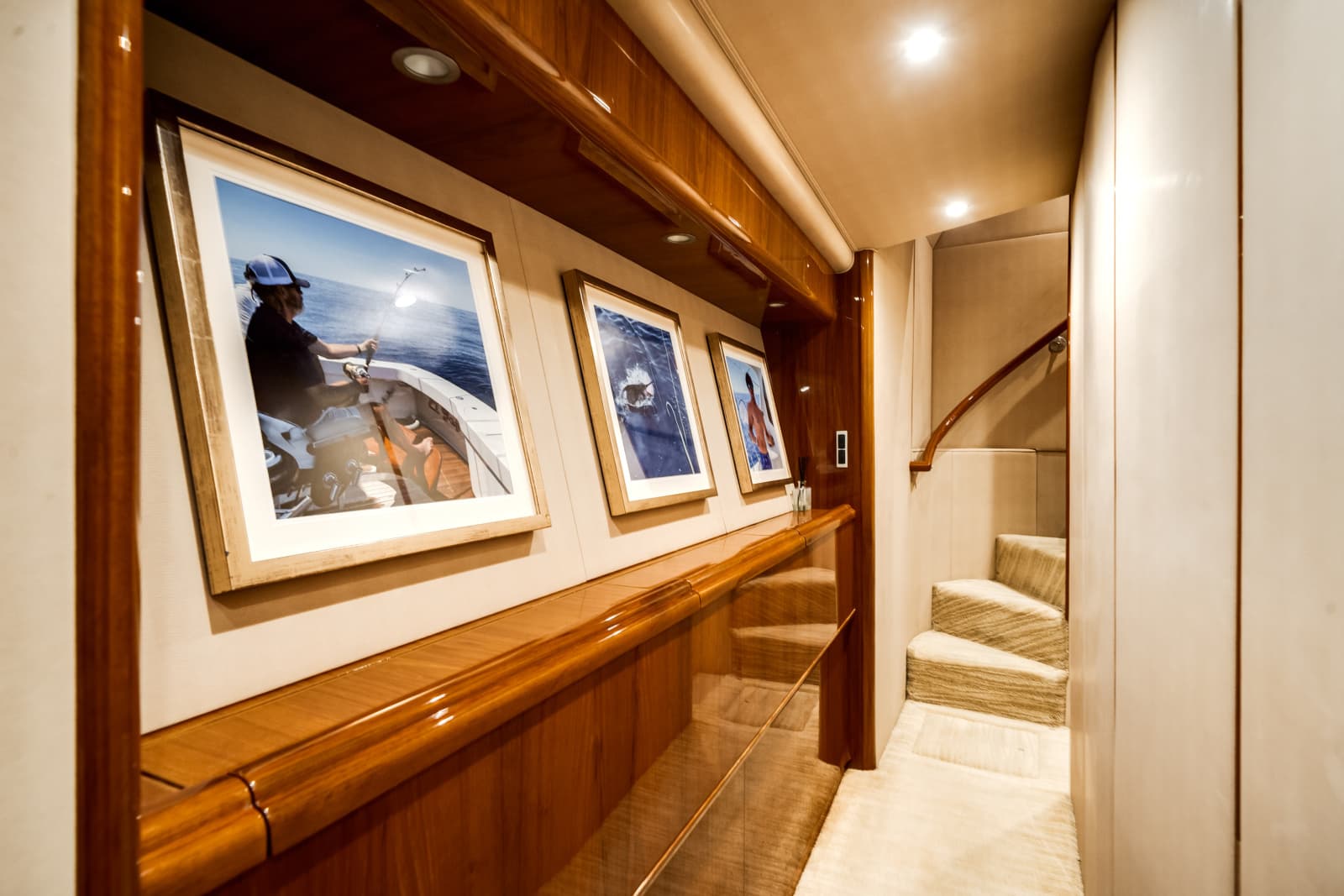 2015 Viking 70 CV ENCLOSED BRIDGE