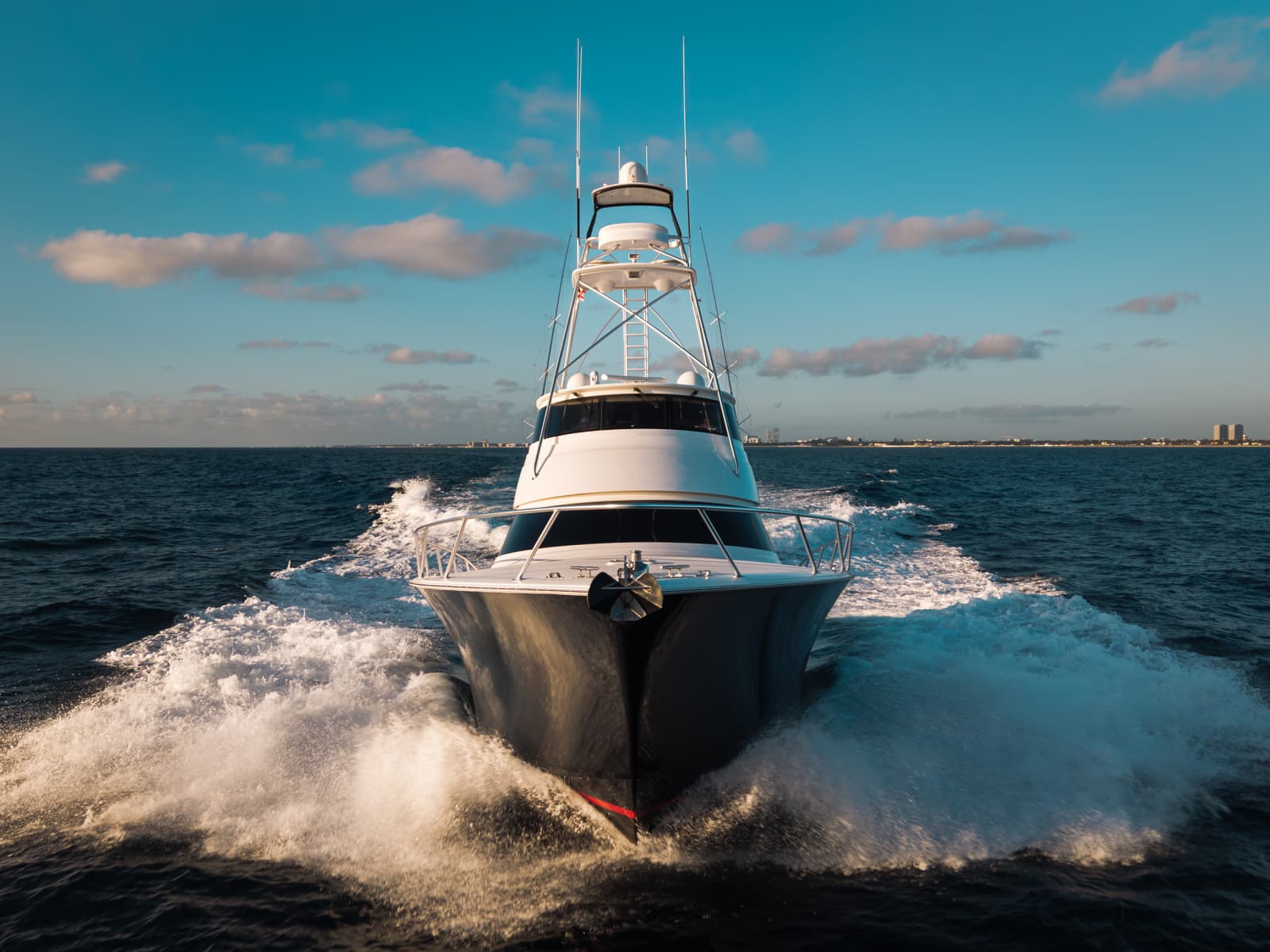 2015 Viking 70 CV ENCLOSED BRIDGE