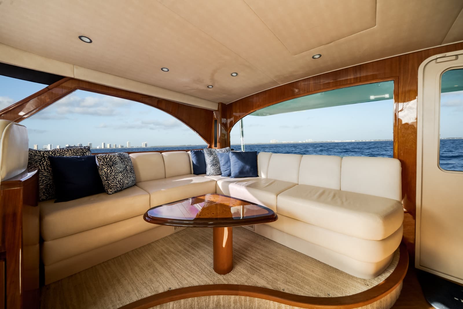 2015 Viking 70 CV ENCLOSED BRIDGE