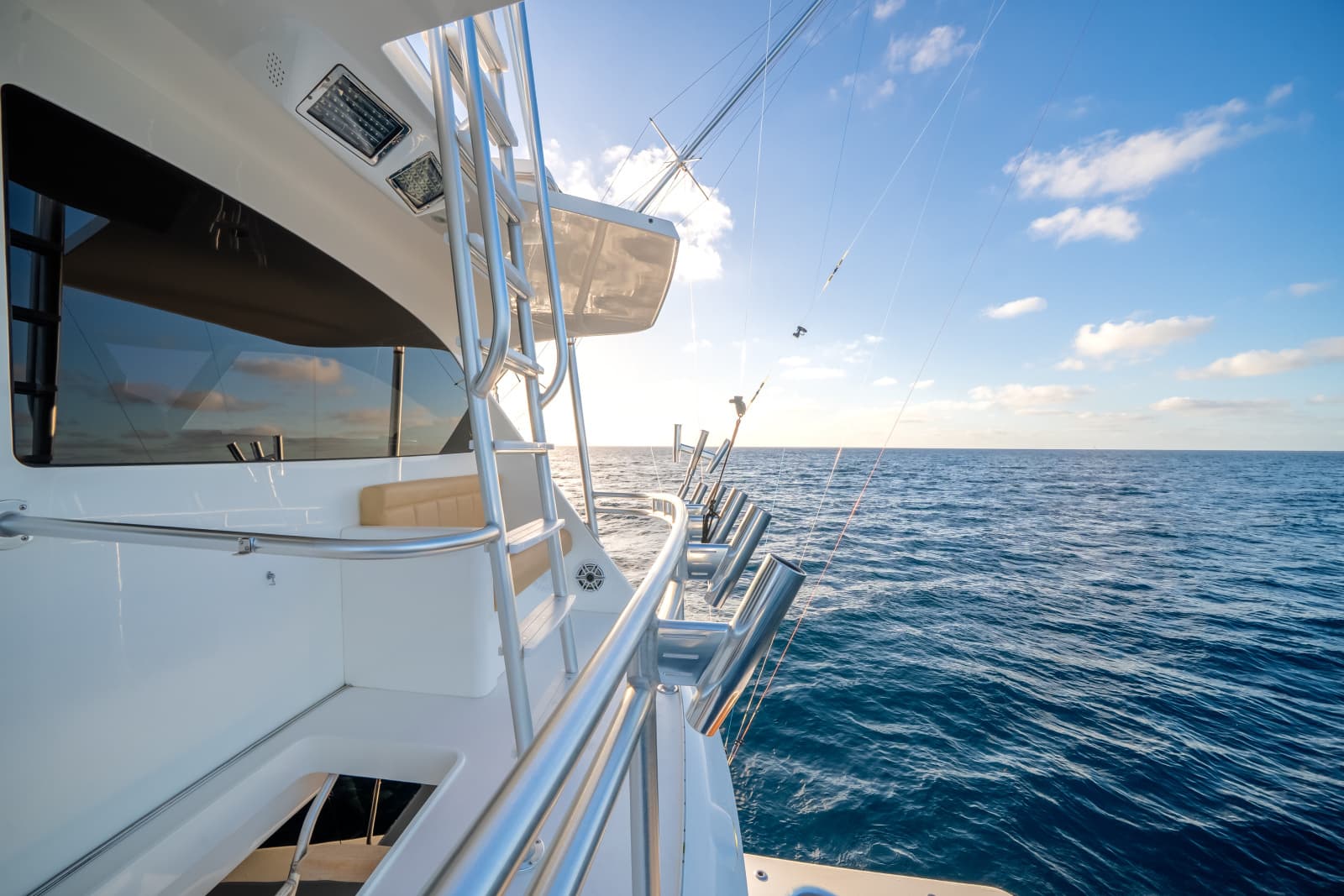 2015 Viking 70 CV ENCLOSED BRIDGE