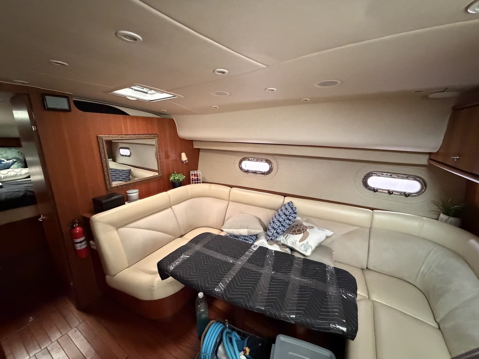 2006 Tiara Yachts 43 Sovran