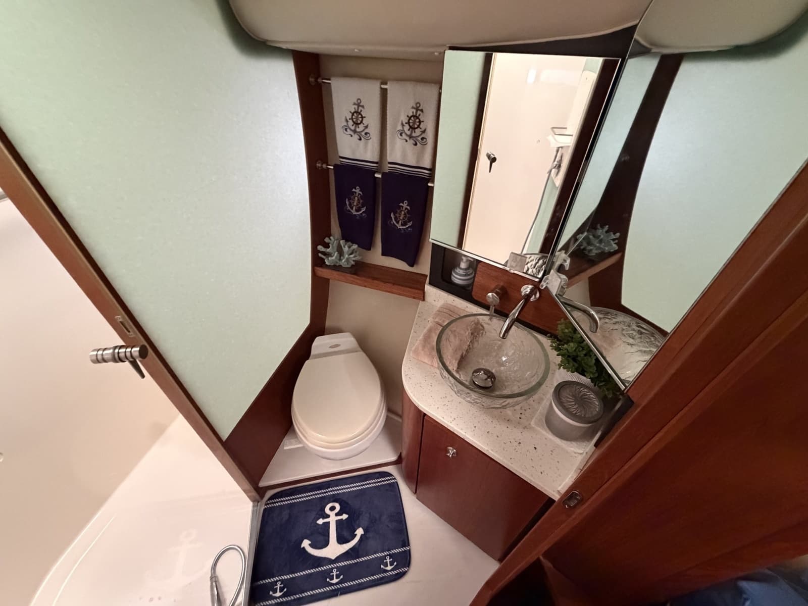 2006 Tiara Yachts 43 Sovran