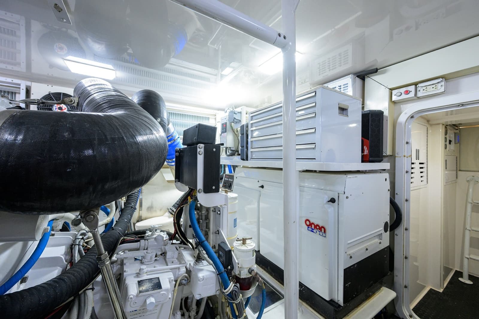 Viking 68 - BLOWFISH3 - Engine Room