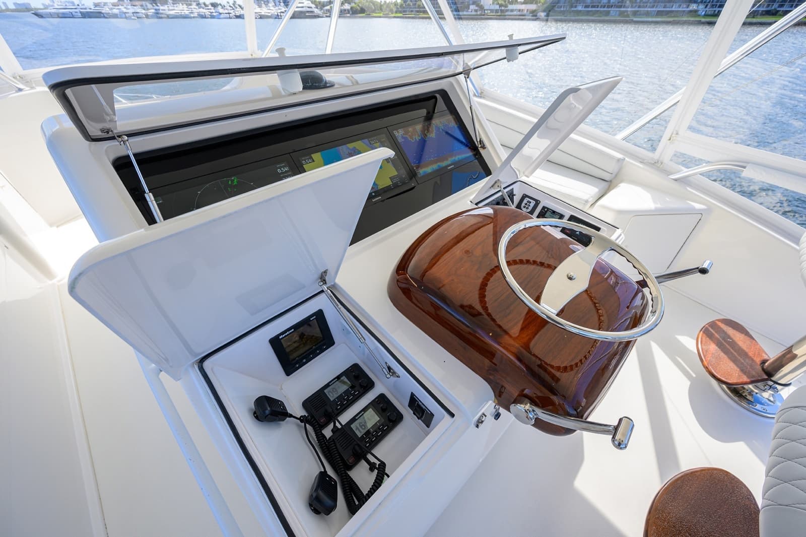 Viking 68 - BLOWFISH3 - Flybridge Helm Station 