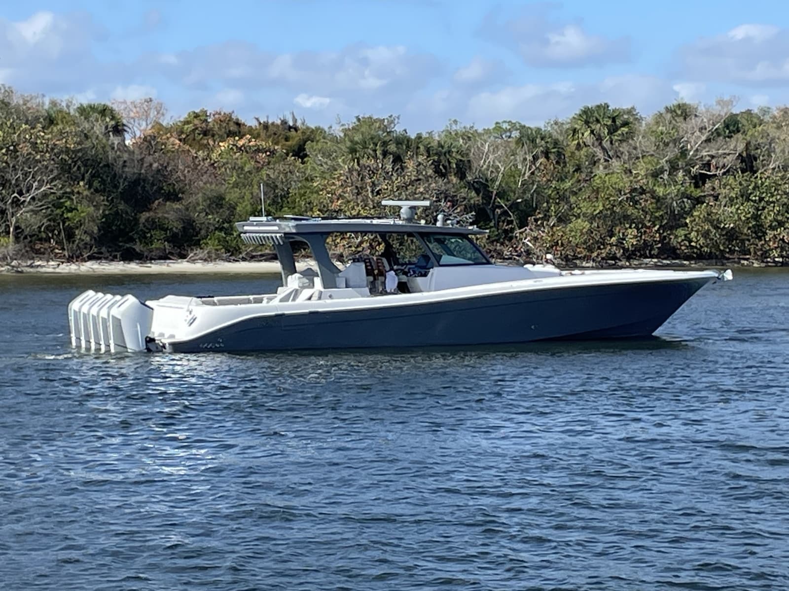2025 HCB 56 Suenos