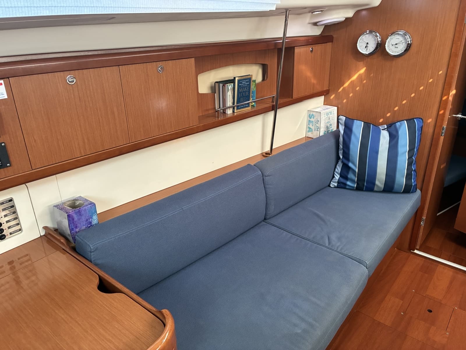 2008 Beneteau Oceanis 43 - 