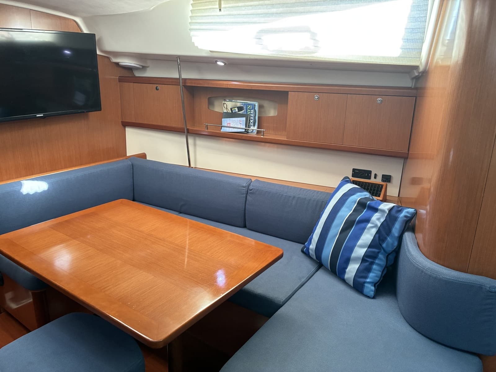 2008 Beneteau Oceanis 43 - 