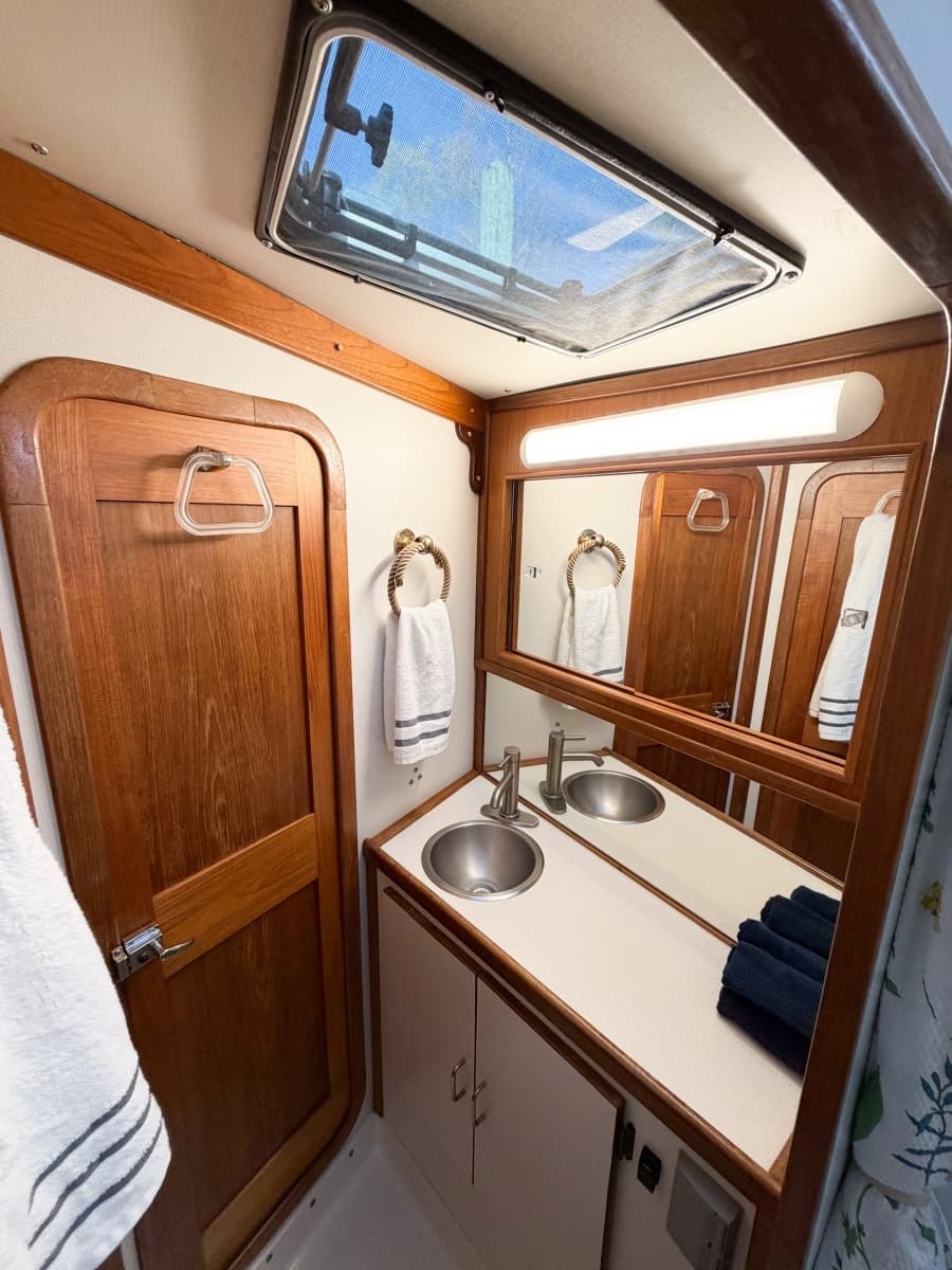 1988 Pacemaker 36 Convertible