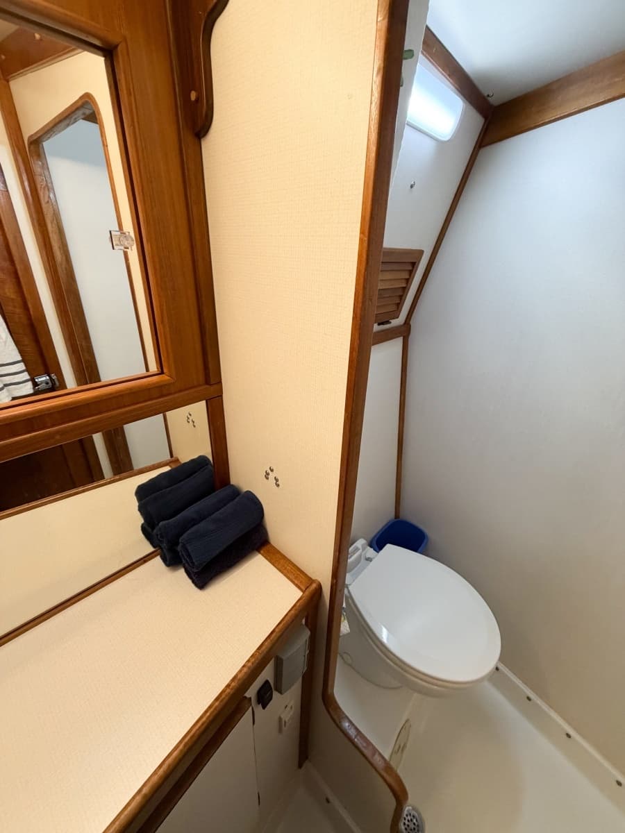 1988 Pacemaker 36 Convertible