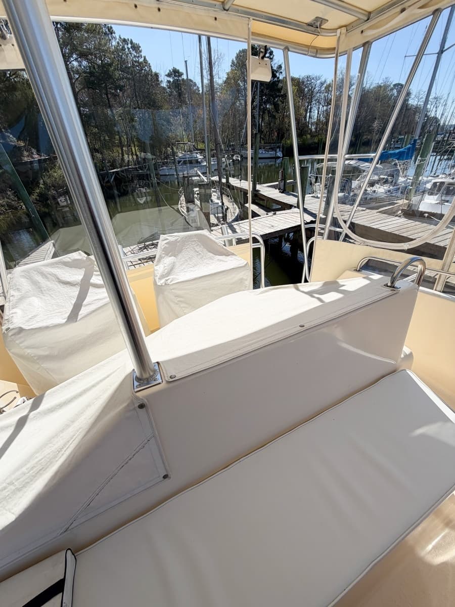 1988 Pacemaker 36 Convertible