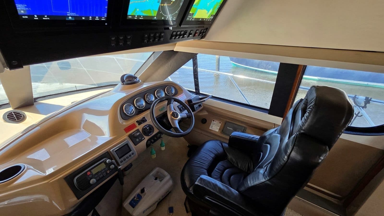 2000 Carver 450 Voyager Pilothouse