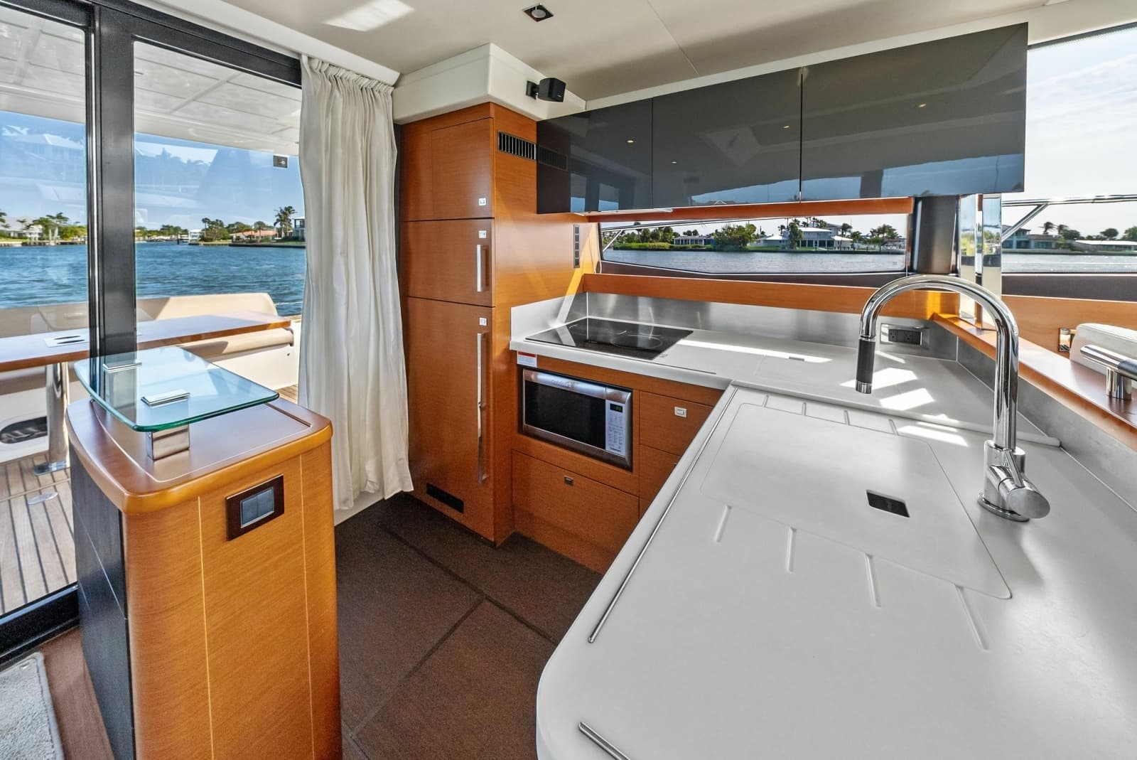 2015 Prestige 550 'Legacy'