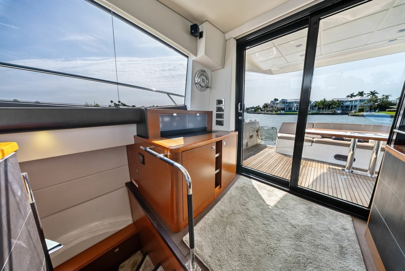 2015 Prestige 550 'Legacy'