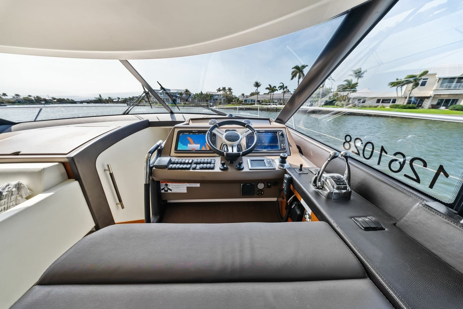 2015 Prestige 550 'Legacy'