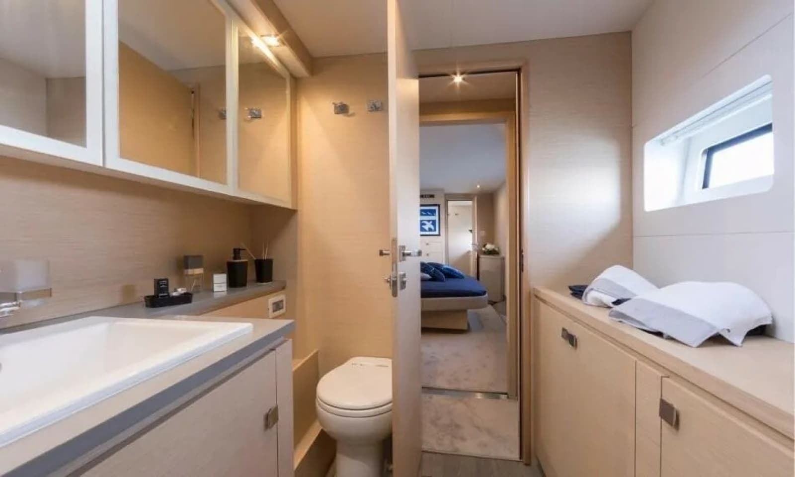 2018 Fountaine Pajot MY 44