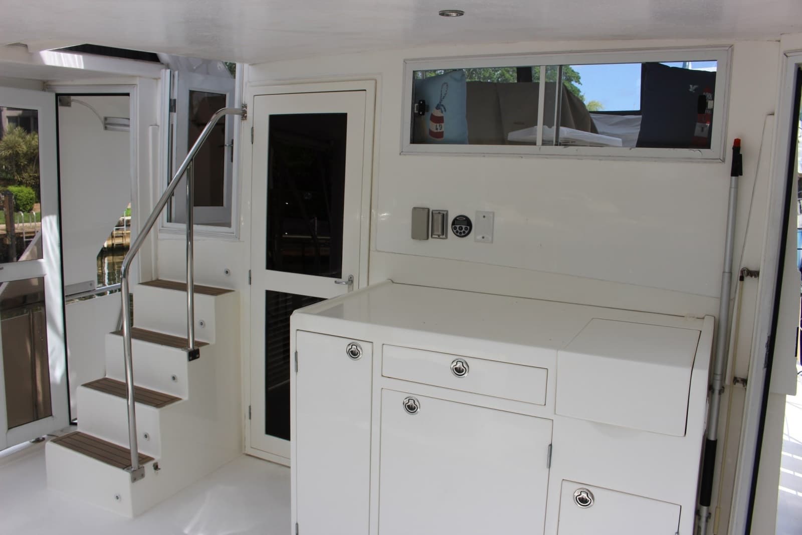 2007 Jefferson Motor Yacht
