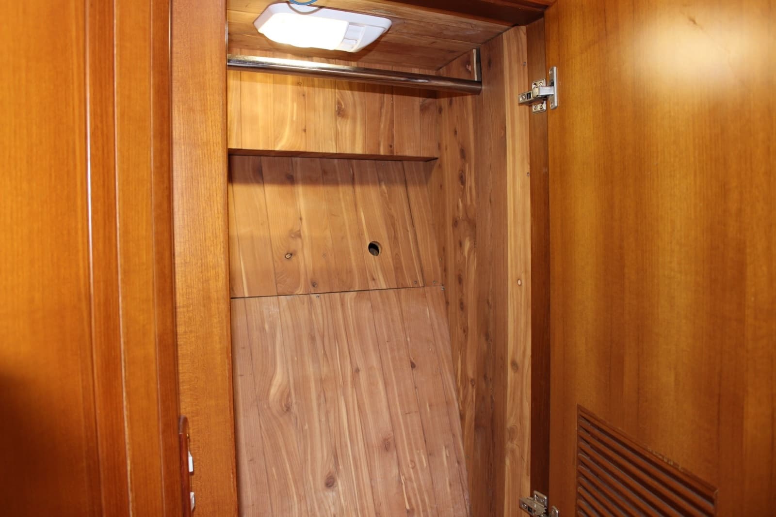 2007 Jefferson Motor Yacht