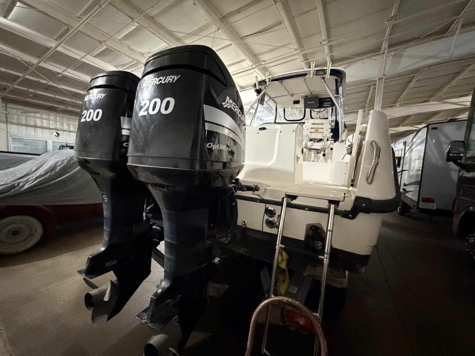 2001 Boston Whaler 26 Conquest